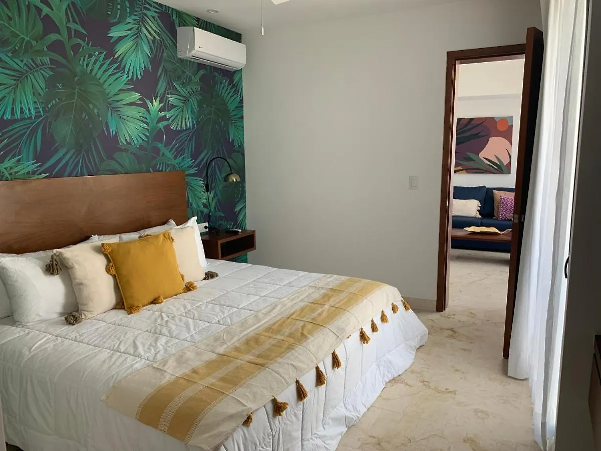 **Stunning **Brand New Apart On 5Th Ave Apartment Playa del Carmen