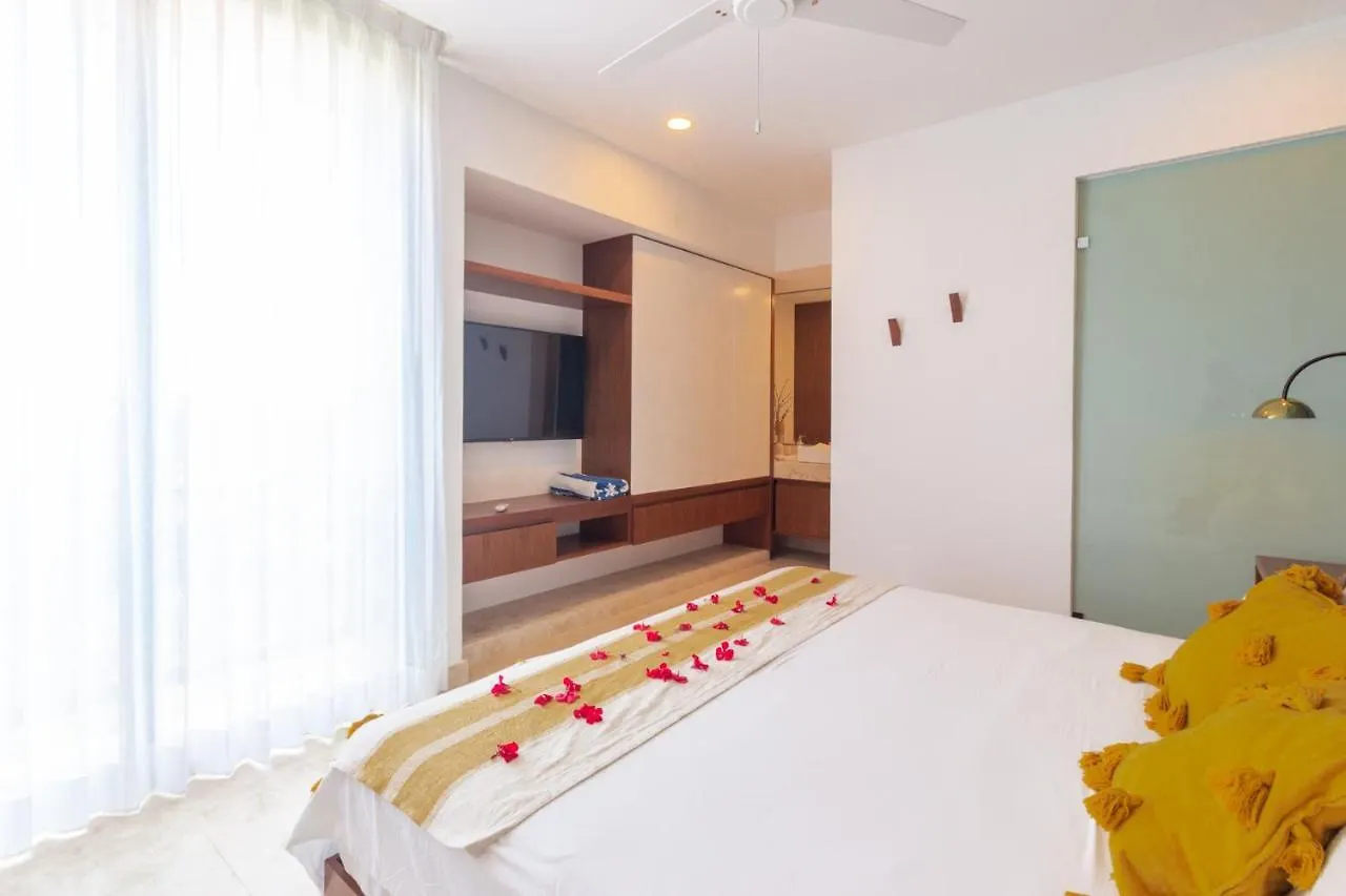**Stunning **Brand New Apart On 5Th Ave Apartment Playa del Carmen 0*,