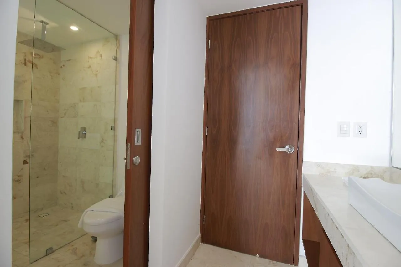 **Stunning **Brand New Apart On 5Th Ave Apartment Playa del Carmen 0*,  Mexico